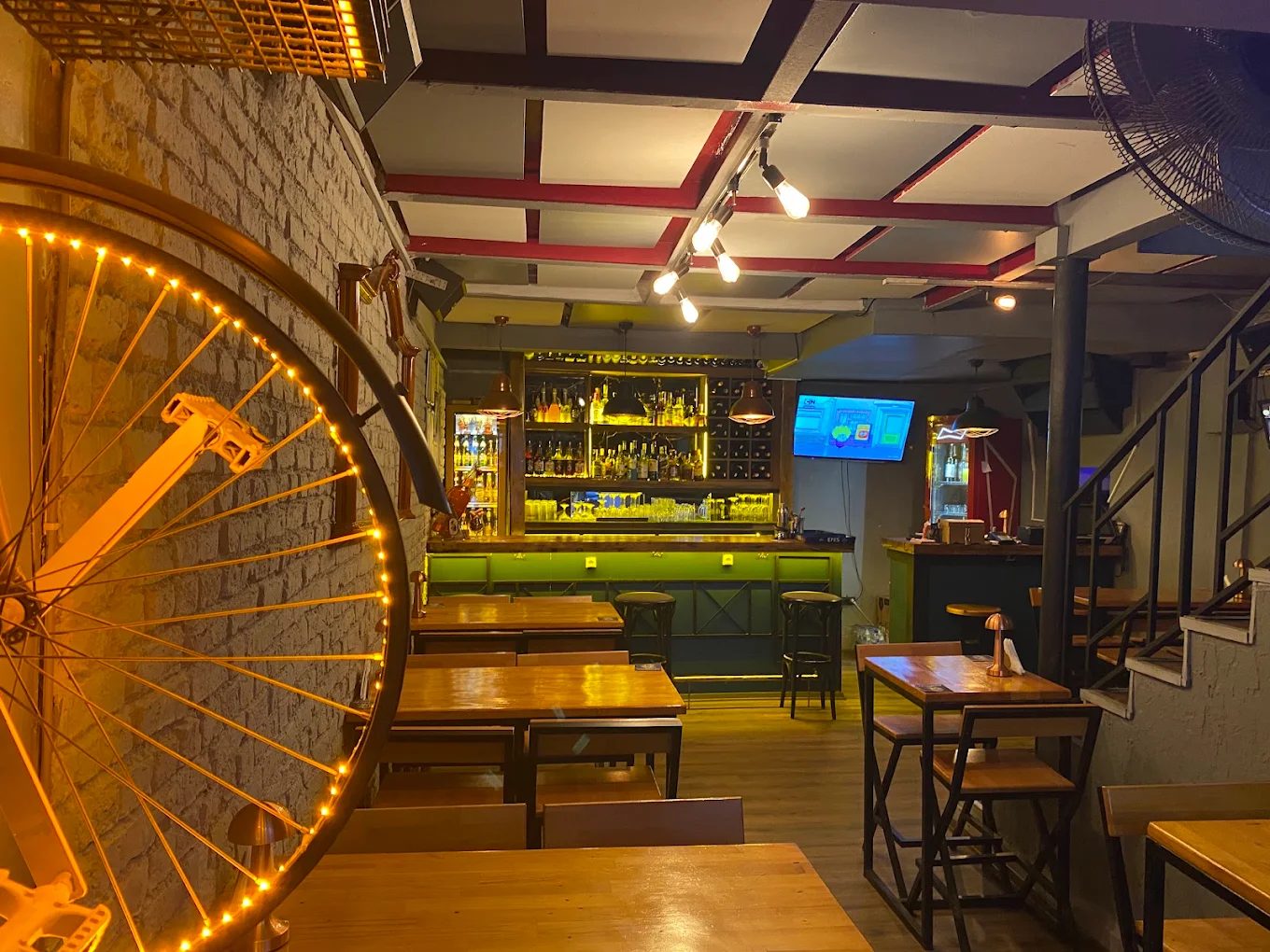 Campus pub