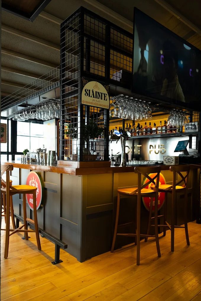Out Pub Kadıköy