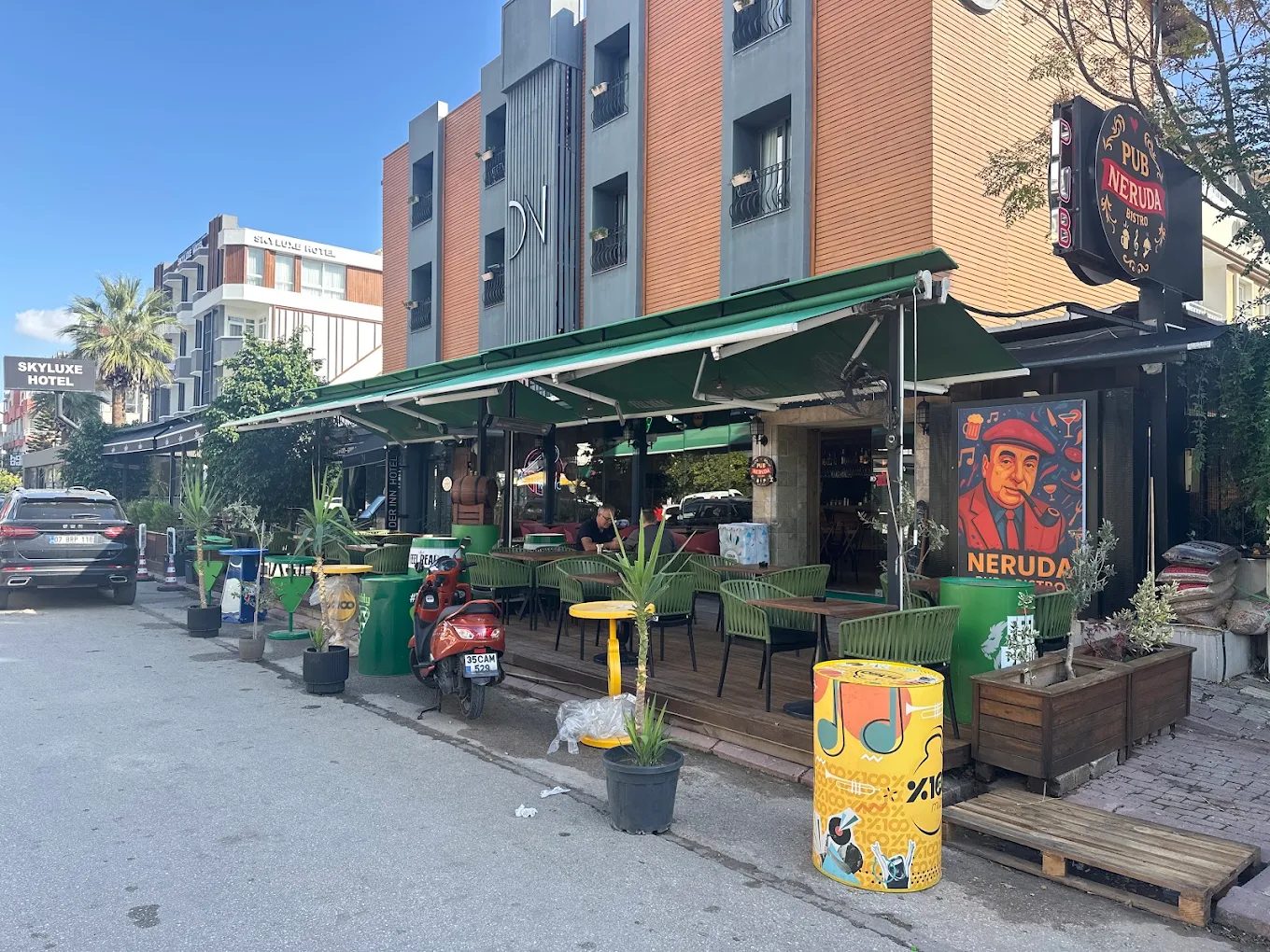 Pub Neruda