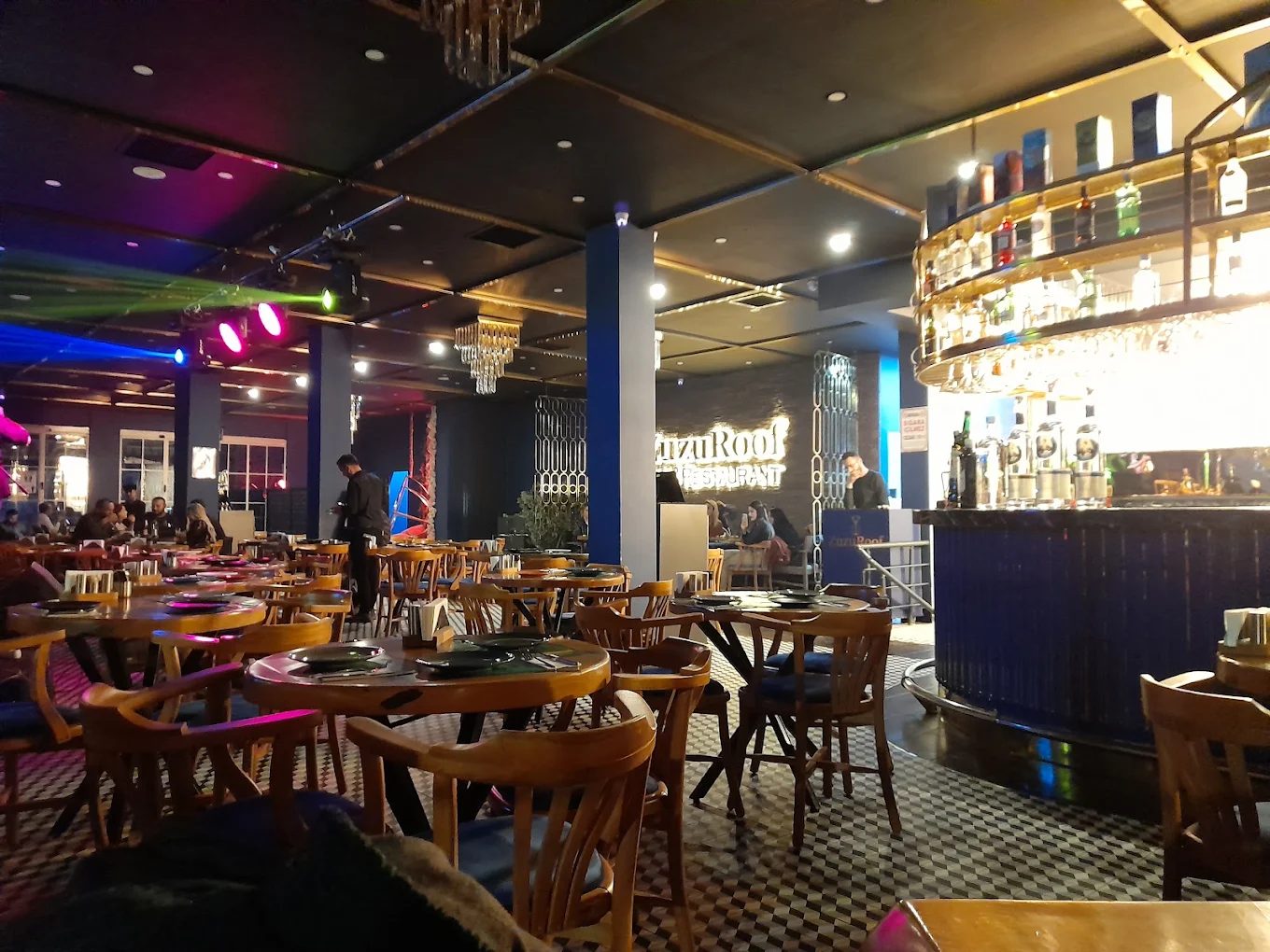 Zuzu Roof Bar & Restaurant